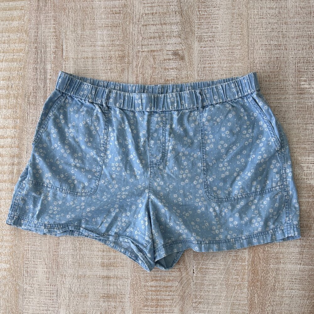 Vince Camuto Blue/White Jean Denim Floral Shorts size XL*